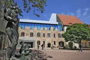 Bild vergrößern: Kunstmuseum Moritzburg Innenhof