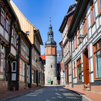 Bild vergrößern: Stolberg Straße mit Blick auf den Saigerturm